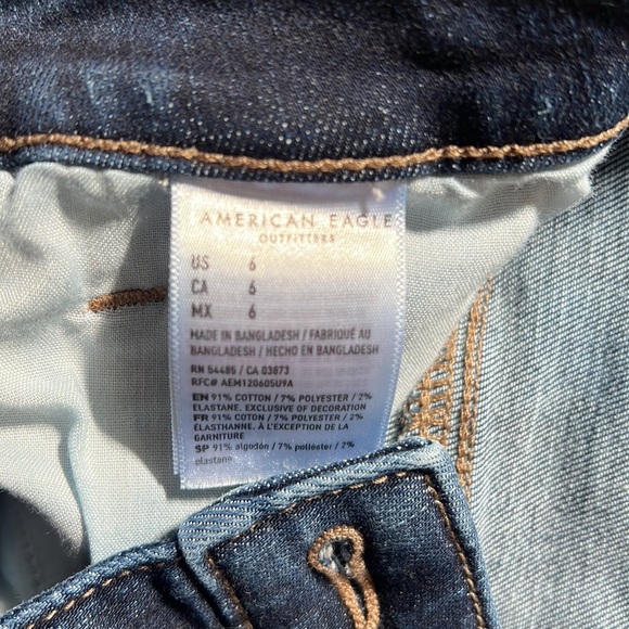 American Eagle Women’s Denim Shorts - Picture 4 of 4